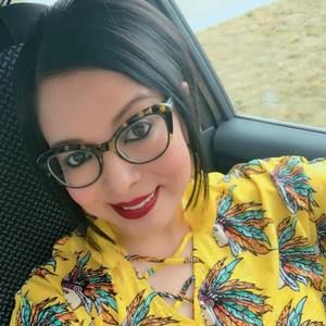 Meet your Posher, Myra